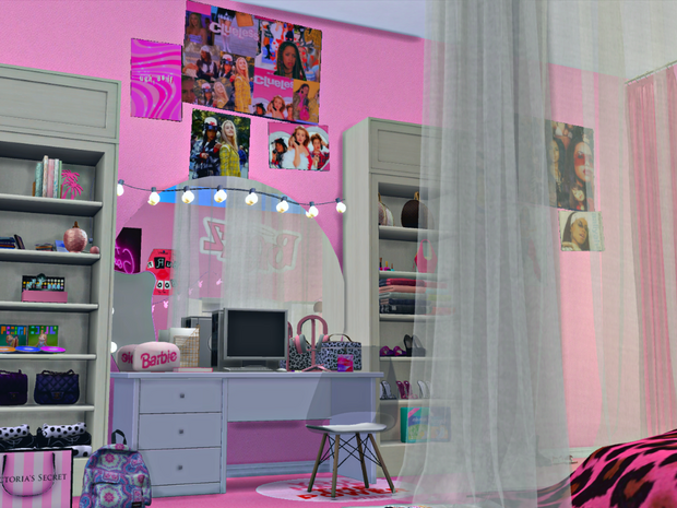 Pink Y2K Room